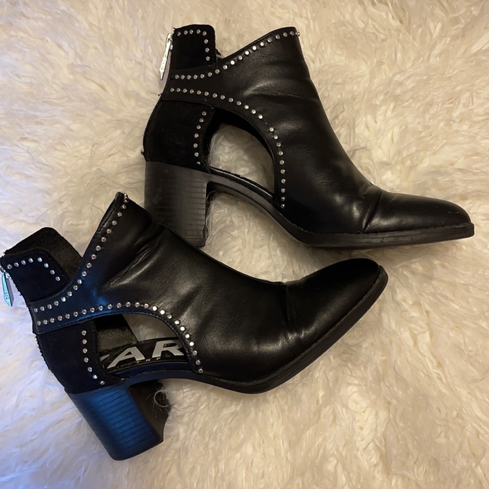 Zara Trafaluc Black booties
